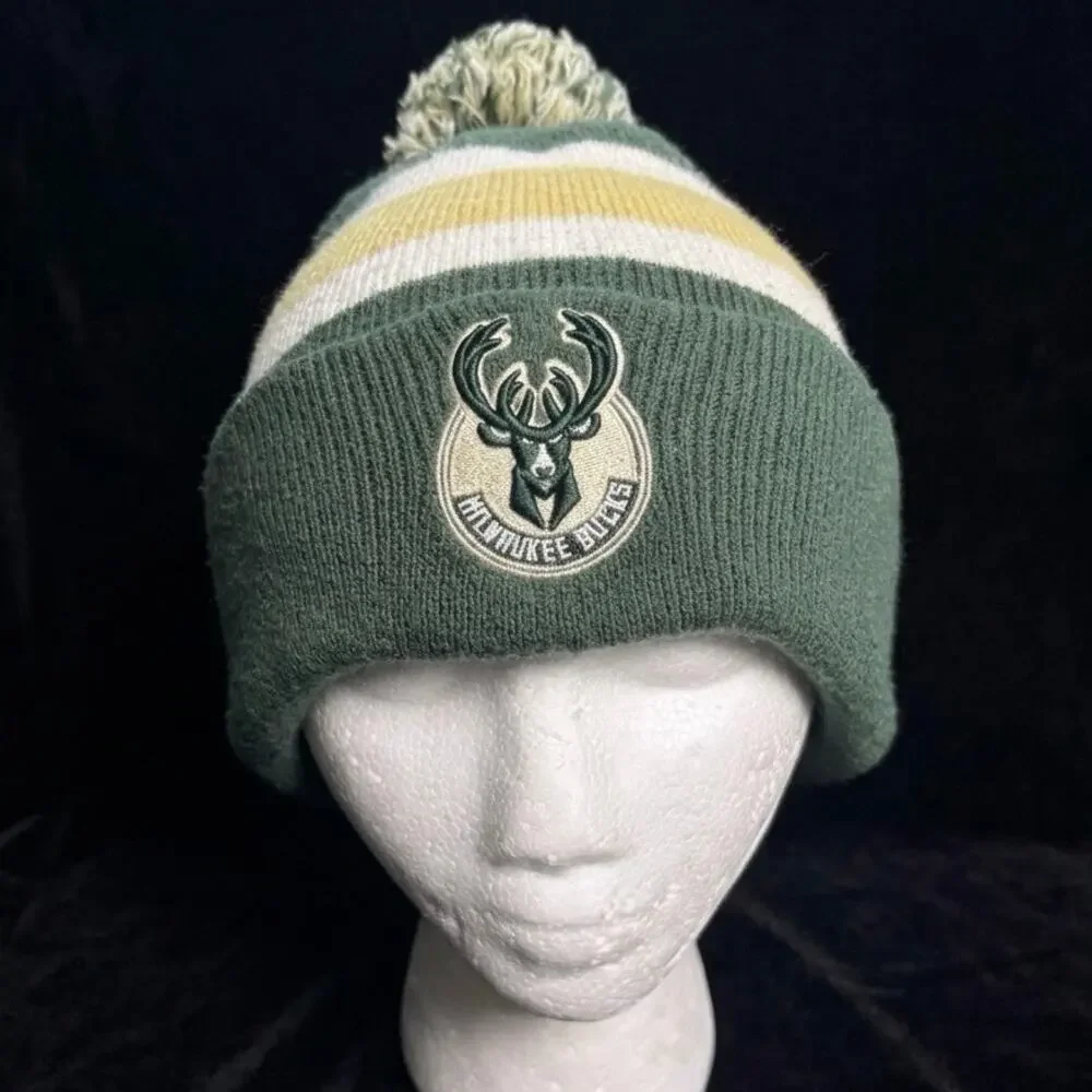 Green Milwaukee Bucks NBA Beanie